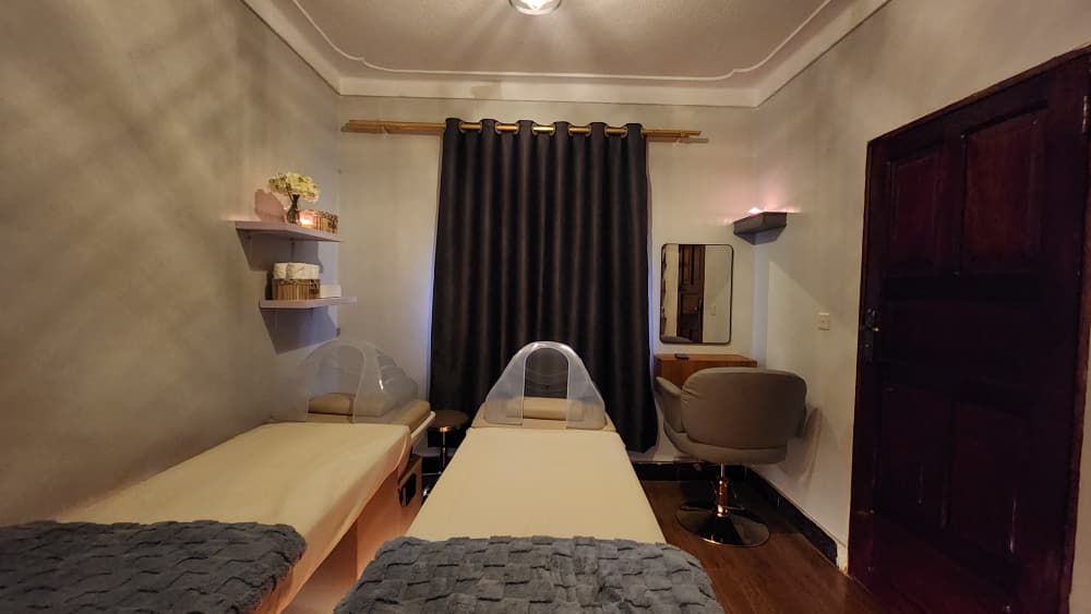 Aura Spa Relaxation Lounge